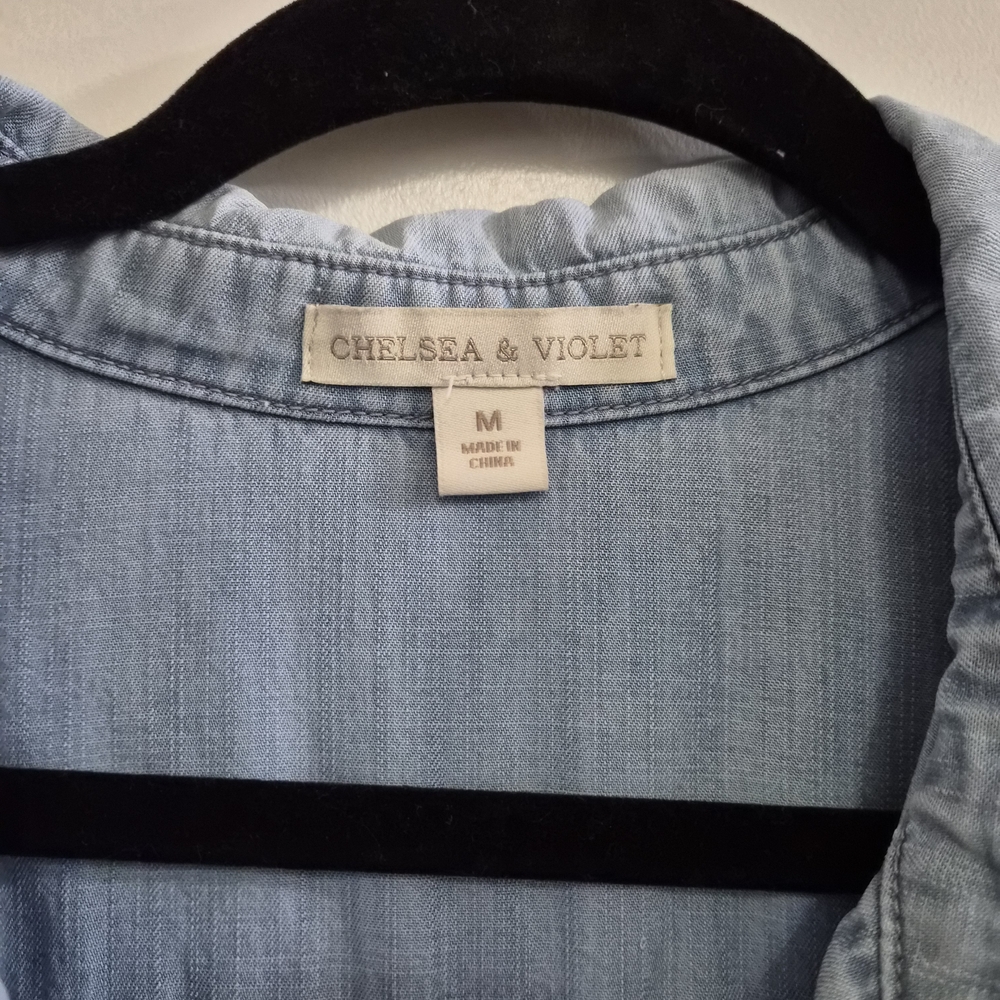 Chelsea & Violet Denim Chambray Button-Up Top, size Medium - Picture 3 of 5